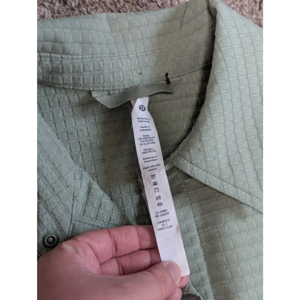 Lululemon Grid Fleece Hiking Overshirt Laurel Green Medium Olive Snap Button Top